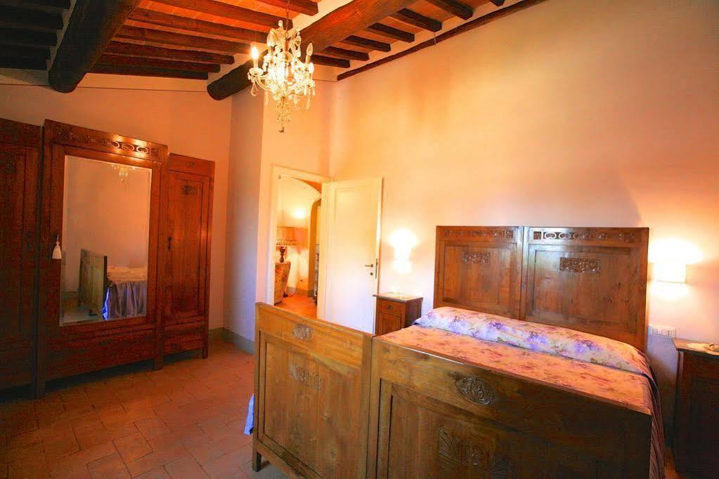 Podere Romina Valiano Exterior photo